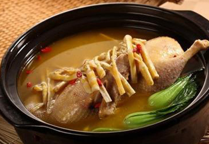 蟲草(cǎo)藥膳鴨